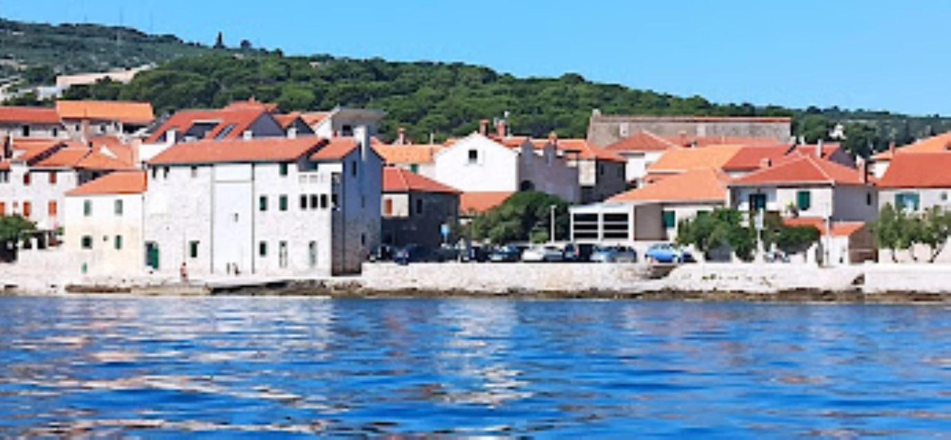 Apartmani Banic Postira Exterior foto