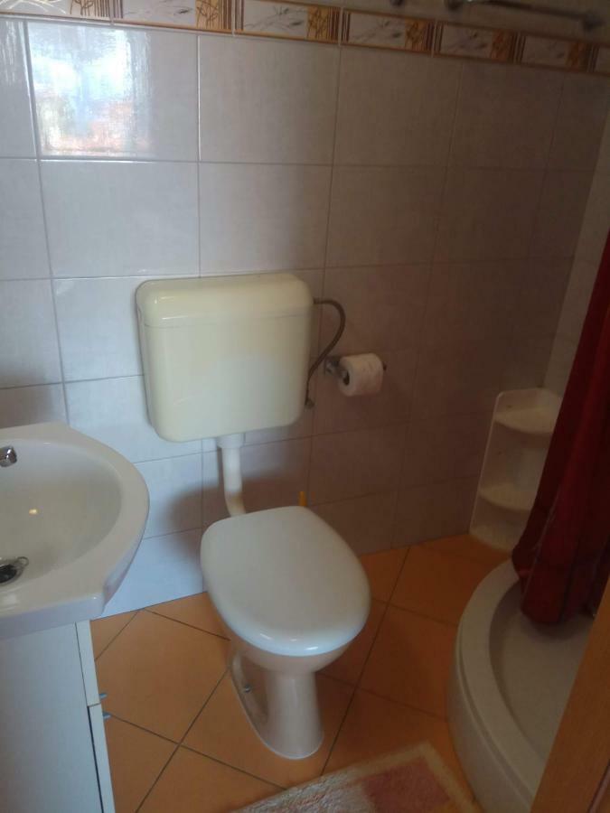 Apartmani Banic Postira Exterior foto