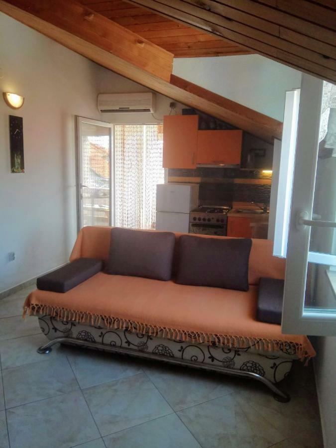 Apartmani Banic Postira Exterior foto